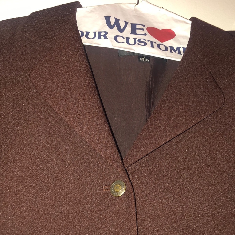 Skirt Set - Picture 2 of 3